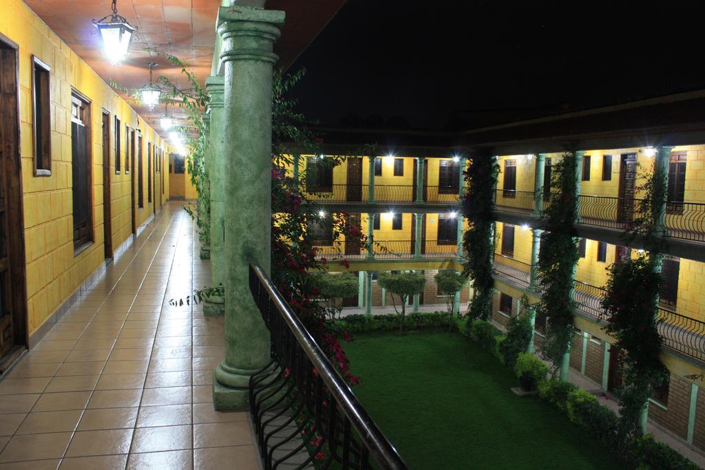 Hotel Оастепек Екстер'єр фото